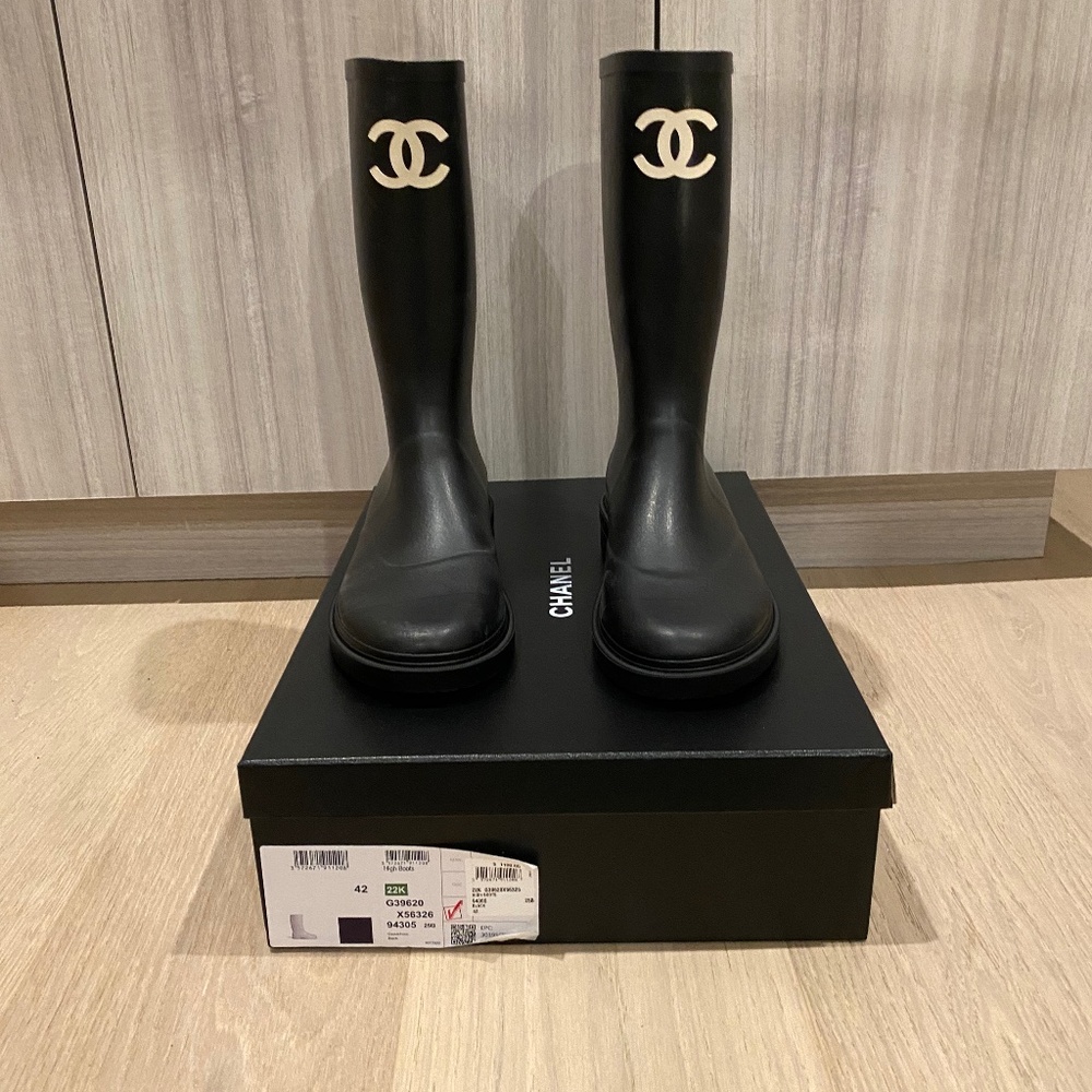 Chanel rain boots